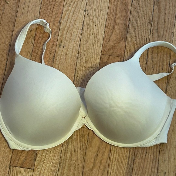 Cacique Smooth Boost Plunge Size 42DDD Off White - Picture 1 of 2